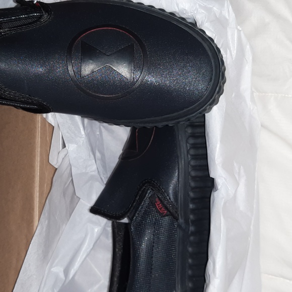 Vans X Marvel Black Widow Slip-On's *NWT* - Picture 6 of 8